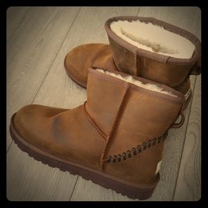 100% authentic UGG leather boots